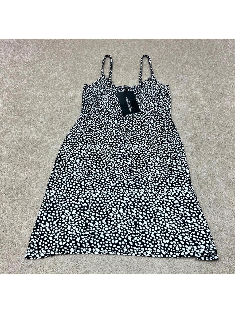 Pretty Little Thing Shift Dress Black White Dalmatian Print Sleeveless Sz 4 NWT